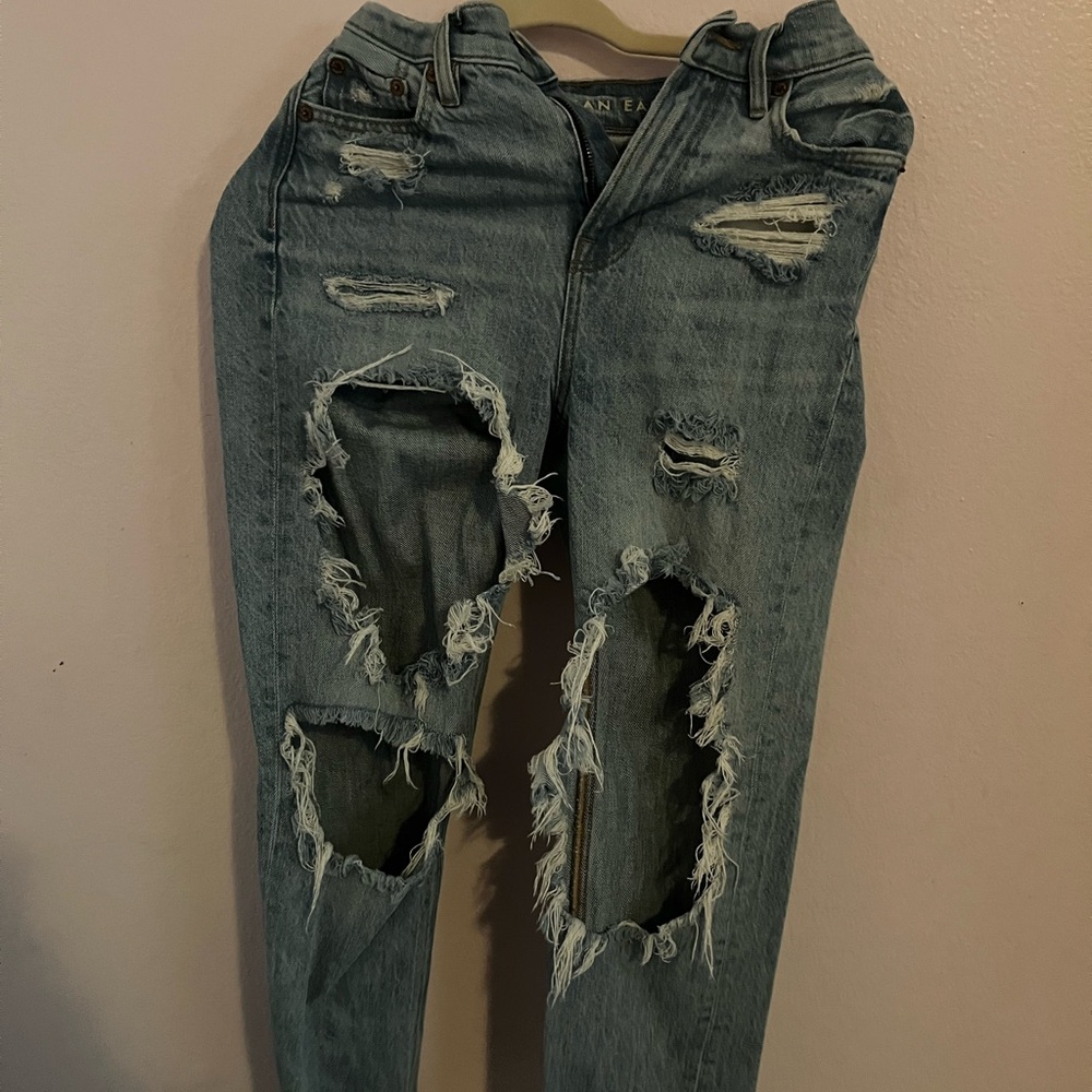 American Eagle Outfitters Blue Boyfriend Jeans Distressed
